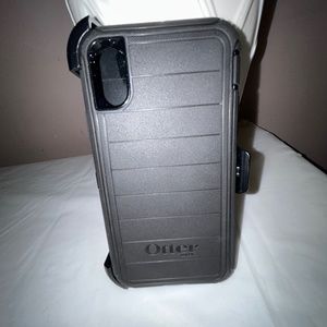 IPHONE XS OTTER BOX CASE